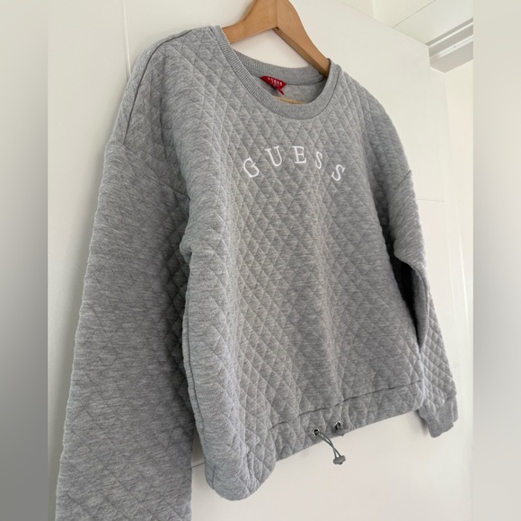 Guess Quilted Sweatshirt, size large. - Picture 2 of 8